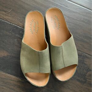 Kork Ease Tutsi sage green slides, mule, clog